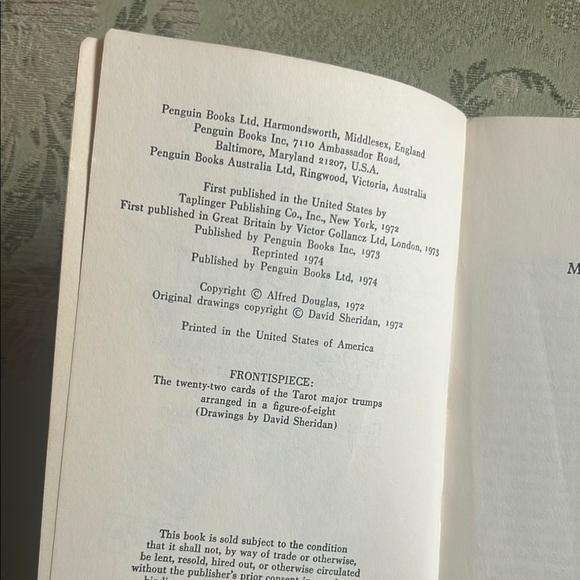 🌀The Tarot Book 🌀by Alfred Douglas 1974 Paperback 🌀 - Picture 4 of 8